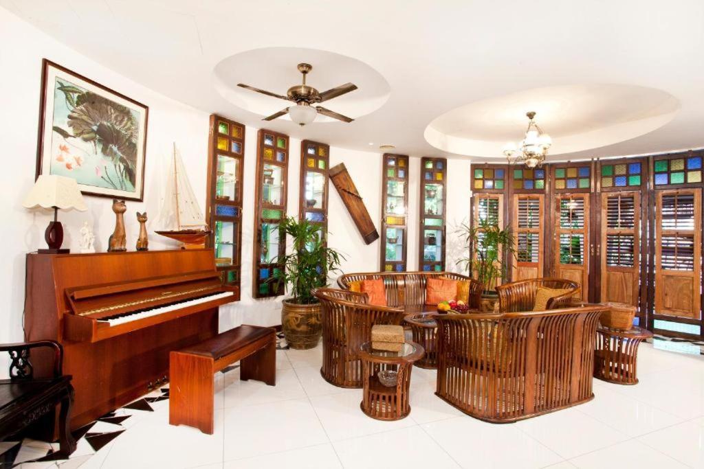Oyo 90855 Vince Villa Bukit Mertajam Exteriör bild