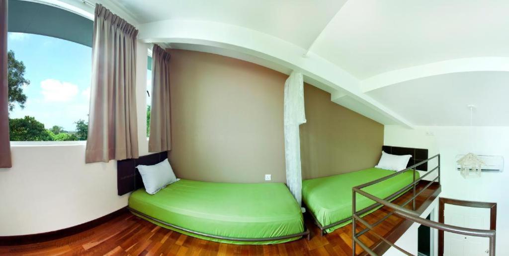 Oyo 90855 Vince Villa Bukit Mertajam Exteriör bild